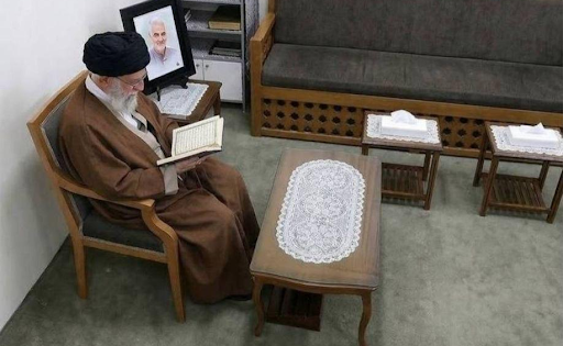 Khamenei lezen