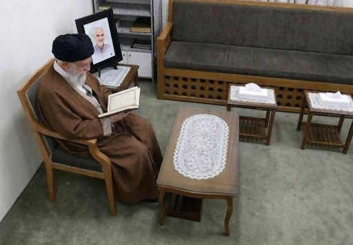 Khamenei lezen